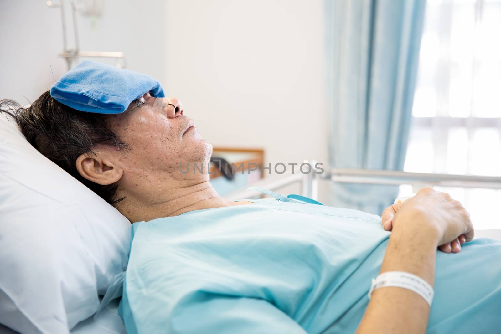 mature senior man Patient by vichie81