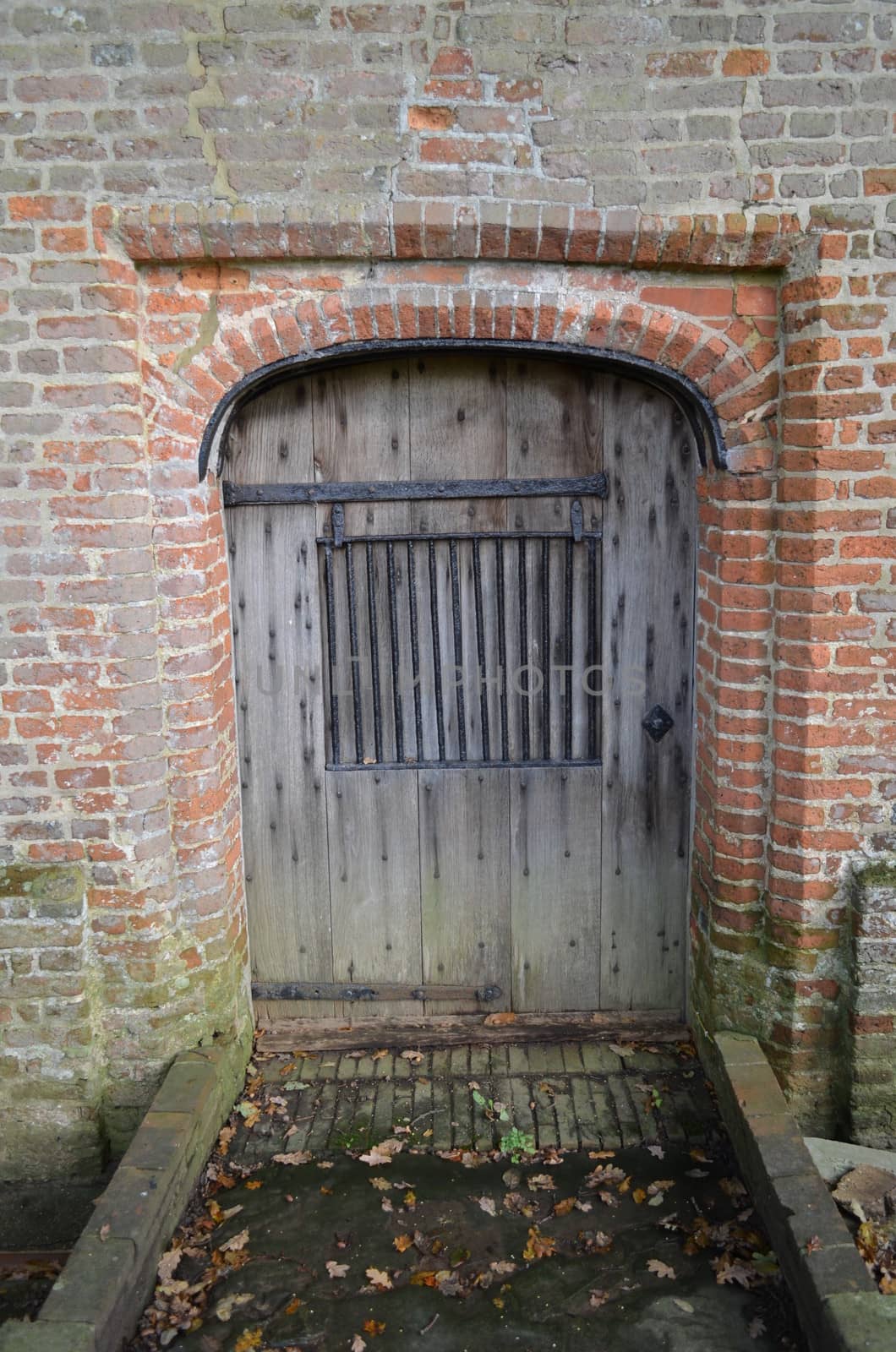 16th century church door by bunsview