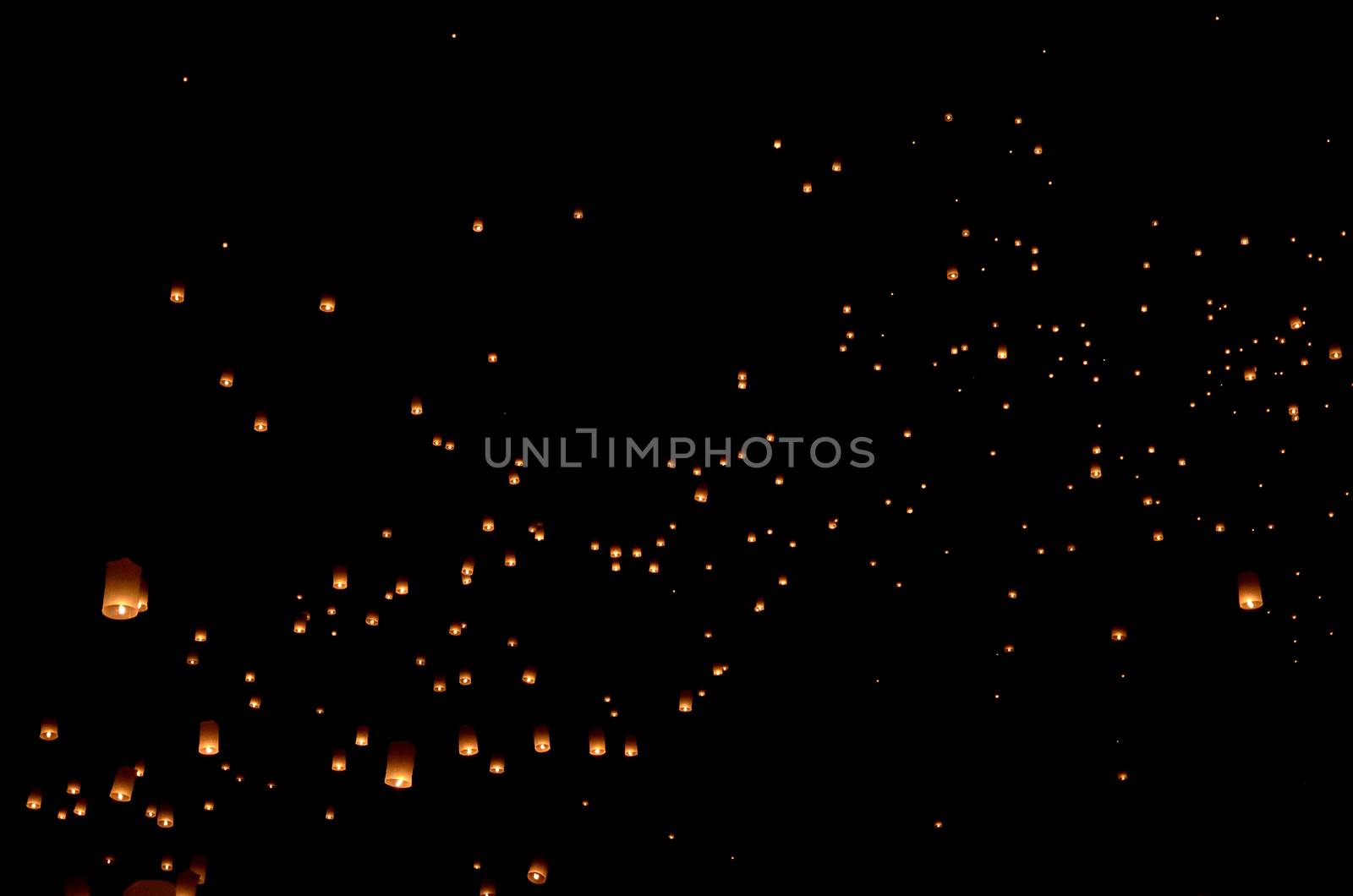 Floating lantern, Yi Peng Balloon Festival in Chiangmai Thailand 