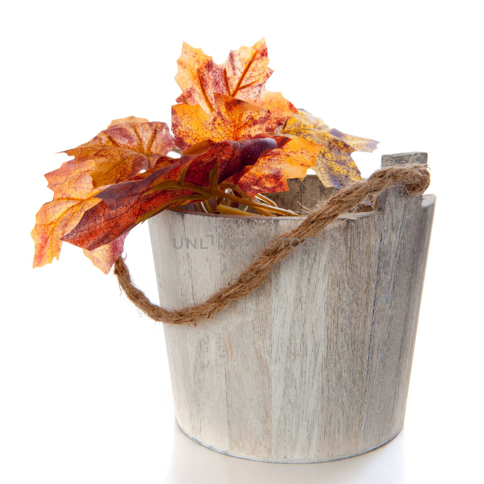 wooden bucket by Gabees