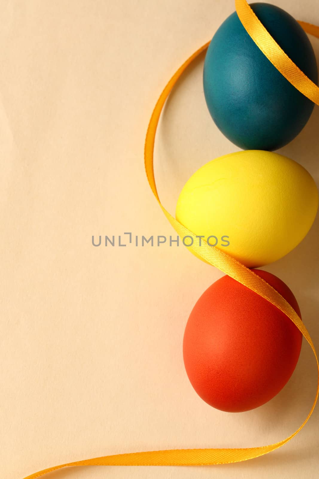 Easter eggs with yellow ribbon by Garsya