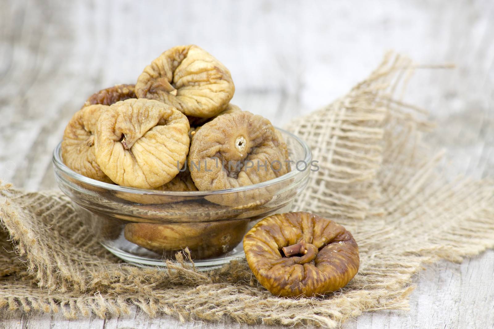 bowl full of dried figs