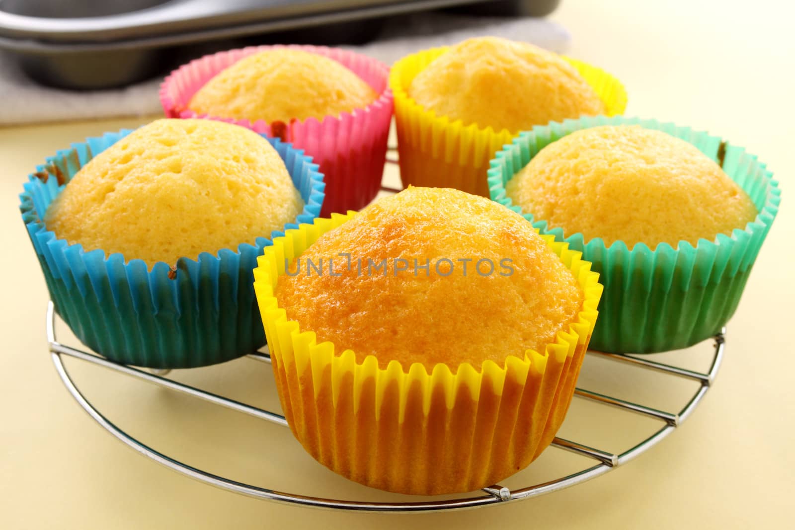 Baked Cup Cakes by jabiru