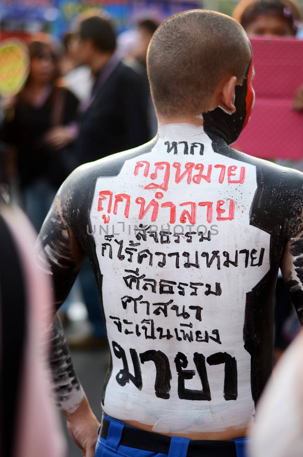 BANGKOK - NOVEMBER 11, 2013 : Anti-government protesters at the Democracy Monument on November 11, 2013 in Bangkok, Thailand. The protest Against The Amnesty bill in Bangkok, capital of Thailand 