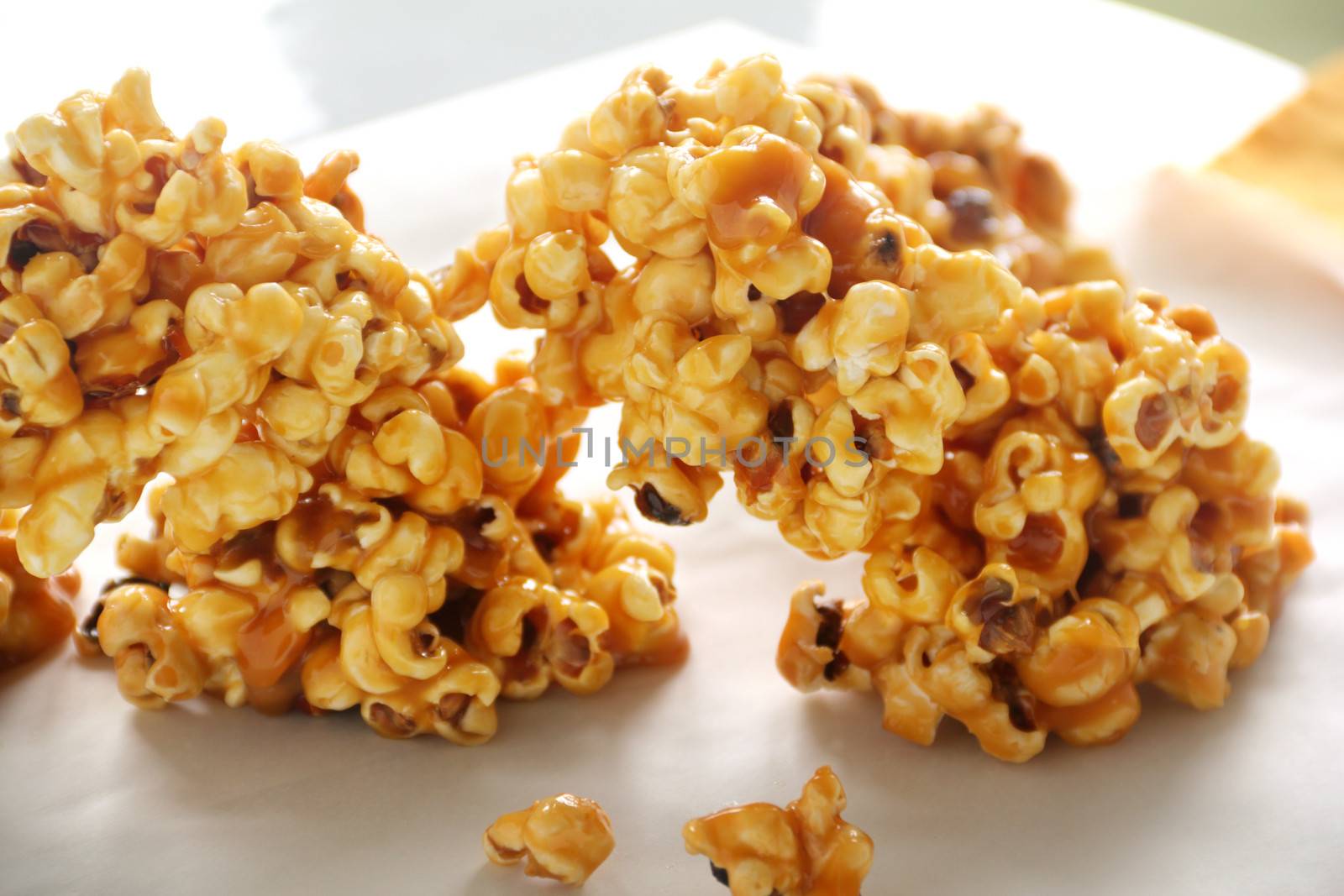 Caramel Popcorn by jabiru