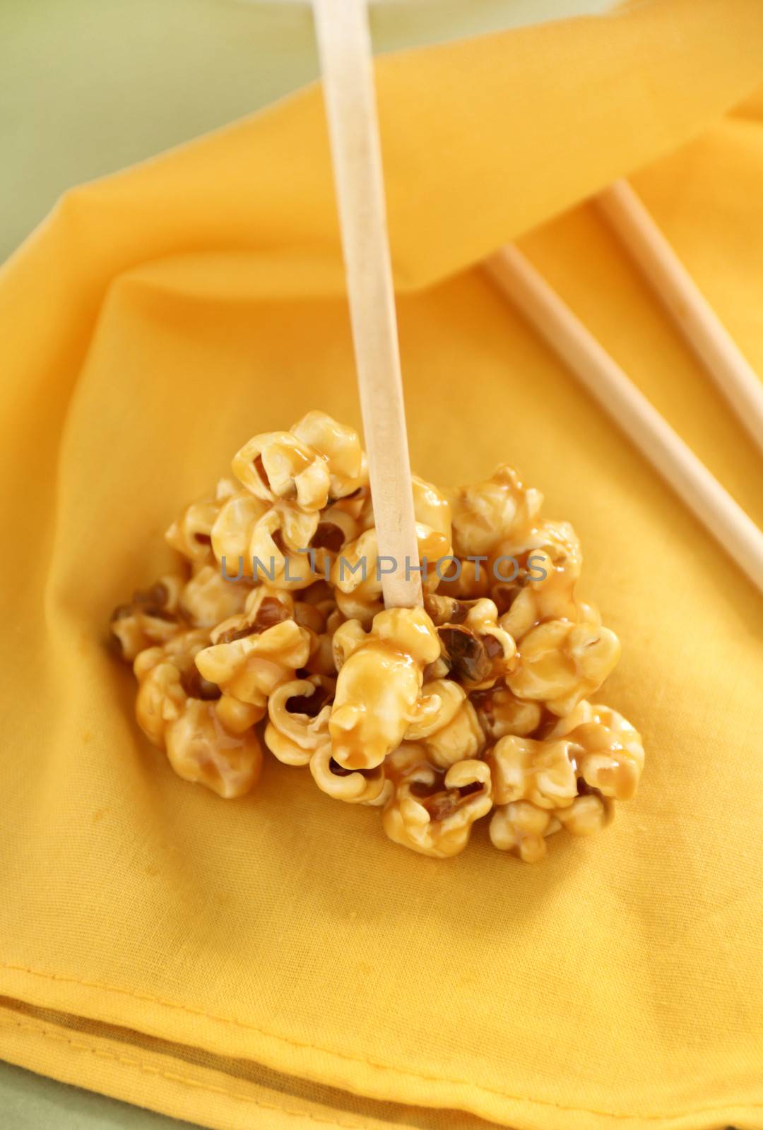 Caramel Popcorn by jabiru