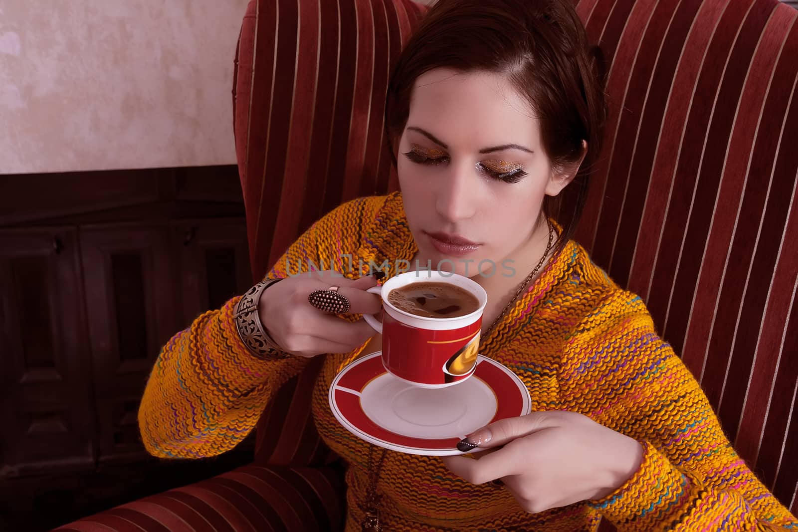 portrait of woman drinking coffee