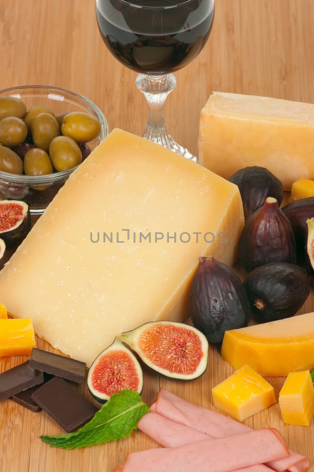 Cheese, wine, figs and olives