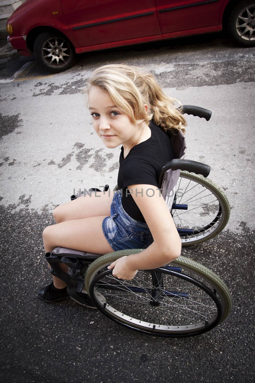 Child in wheelchair by annems