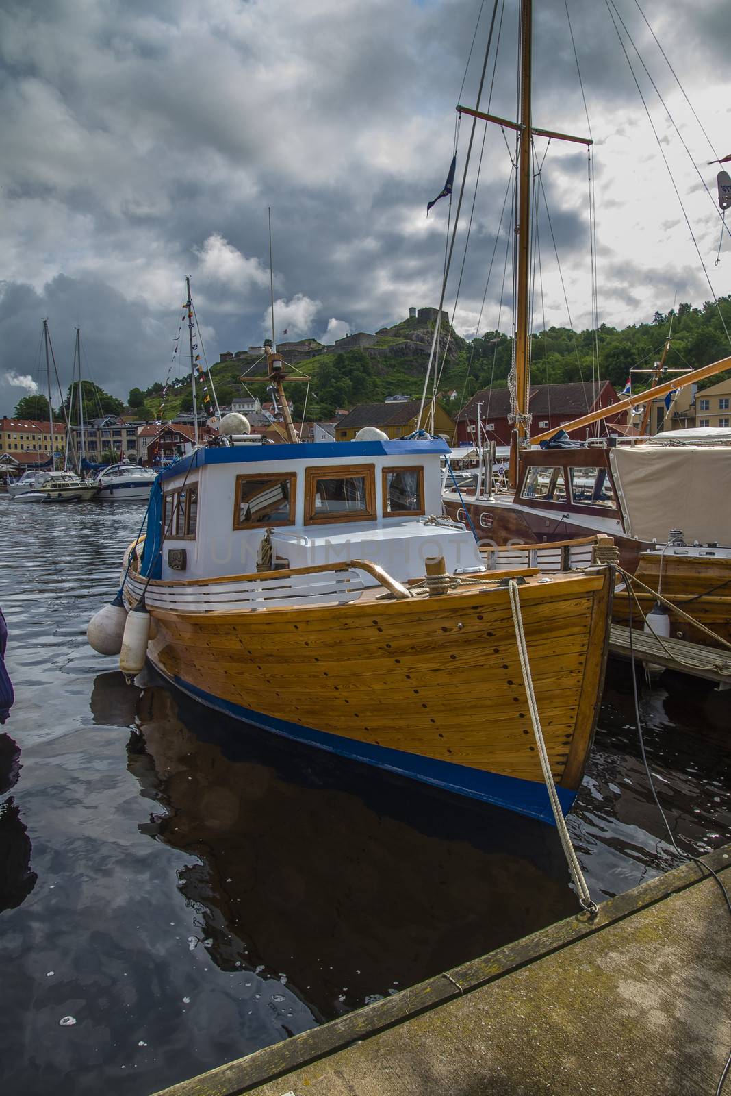Exhibition of boats in the port of Halden, photo 8 by steirus