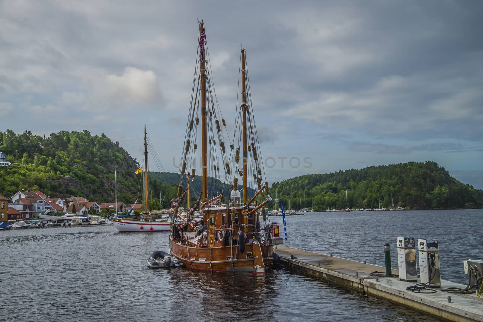 Exhibition of boats in the port of Halden, photo 11 by steirus