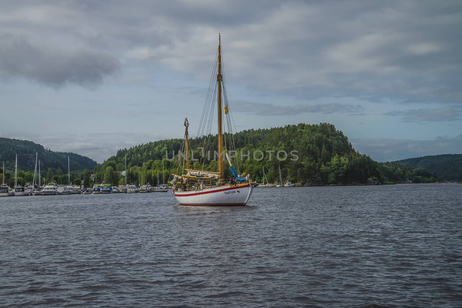 Exhibition of boats in the port of Halden, photo 12 by steirus