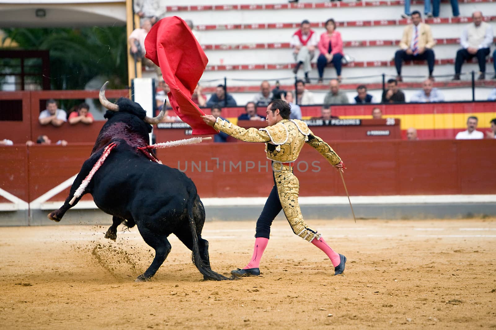 Cesar Jimenez in the breast step with the left hand, Spain