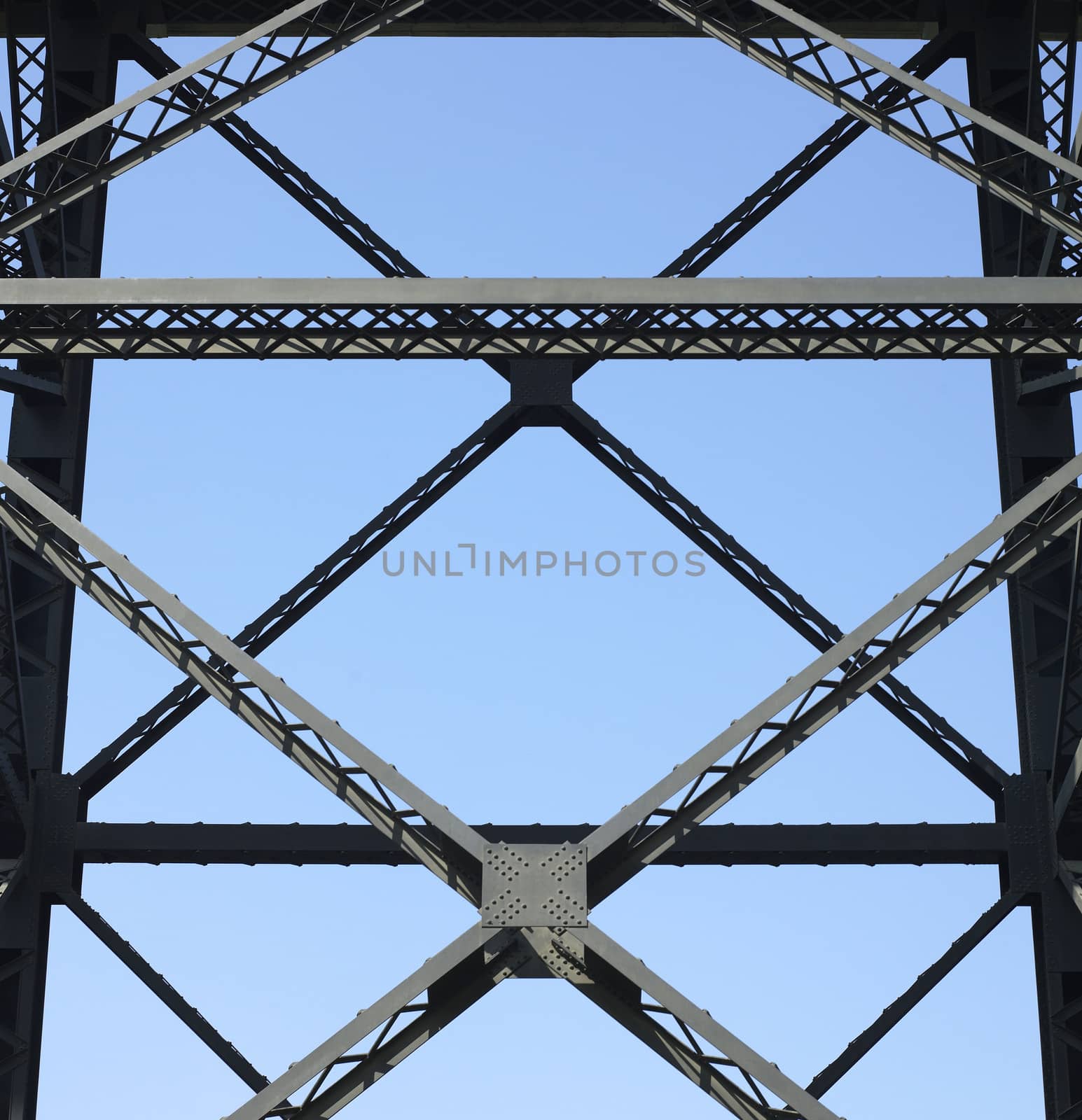 Bridge structure by mmm
