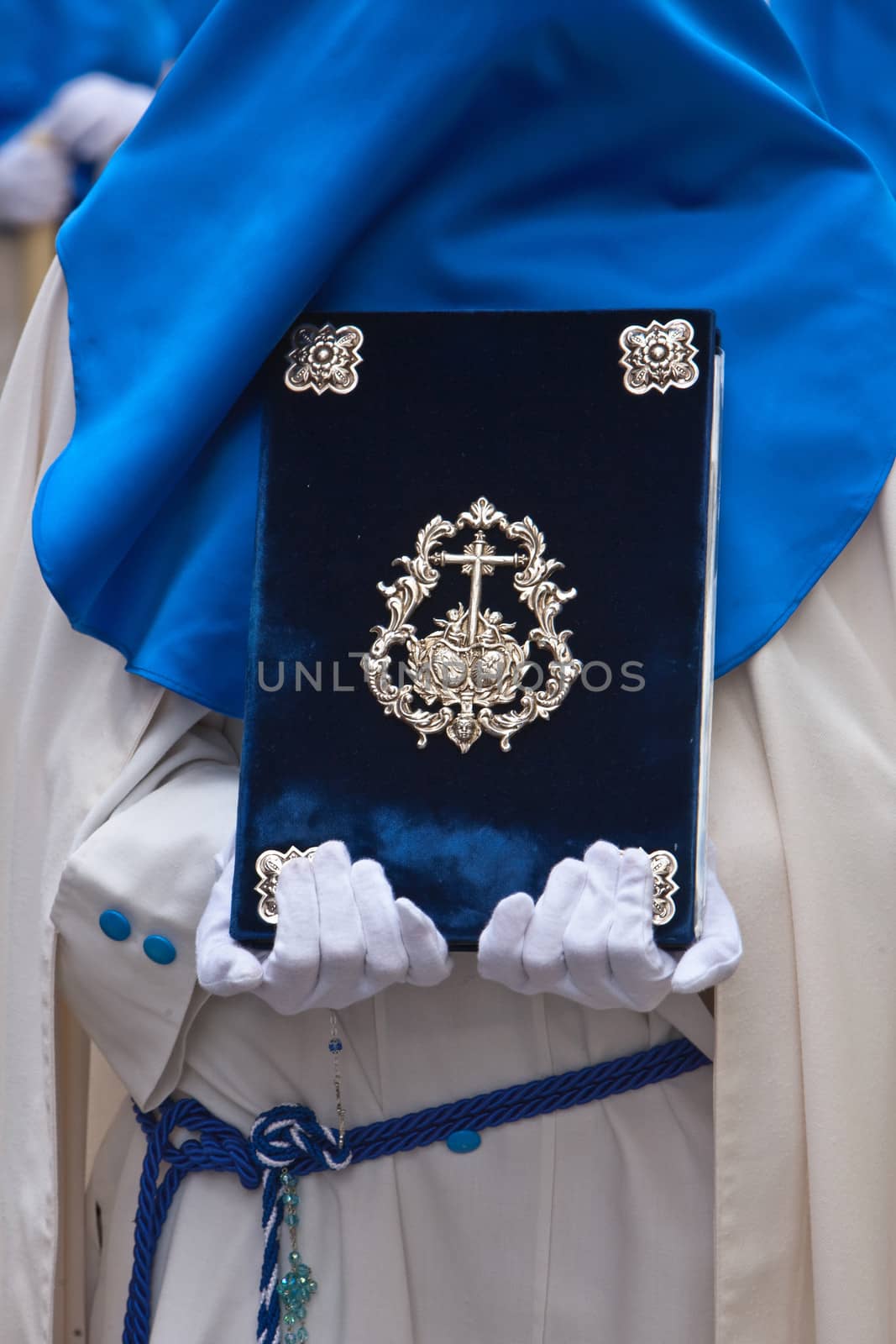 penitent with the rule book governing the brotherhood with velvet caps and appliques of embossed silver, Spain