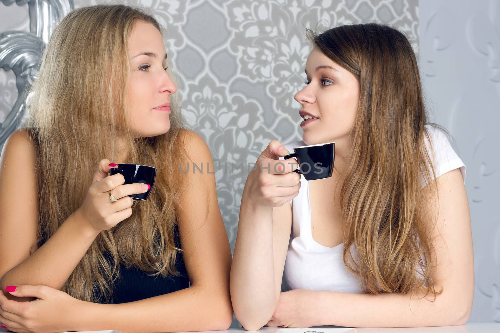 girls girlfriends fissile secrets over coffee by victosha