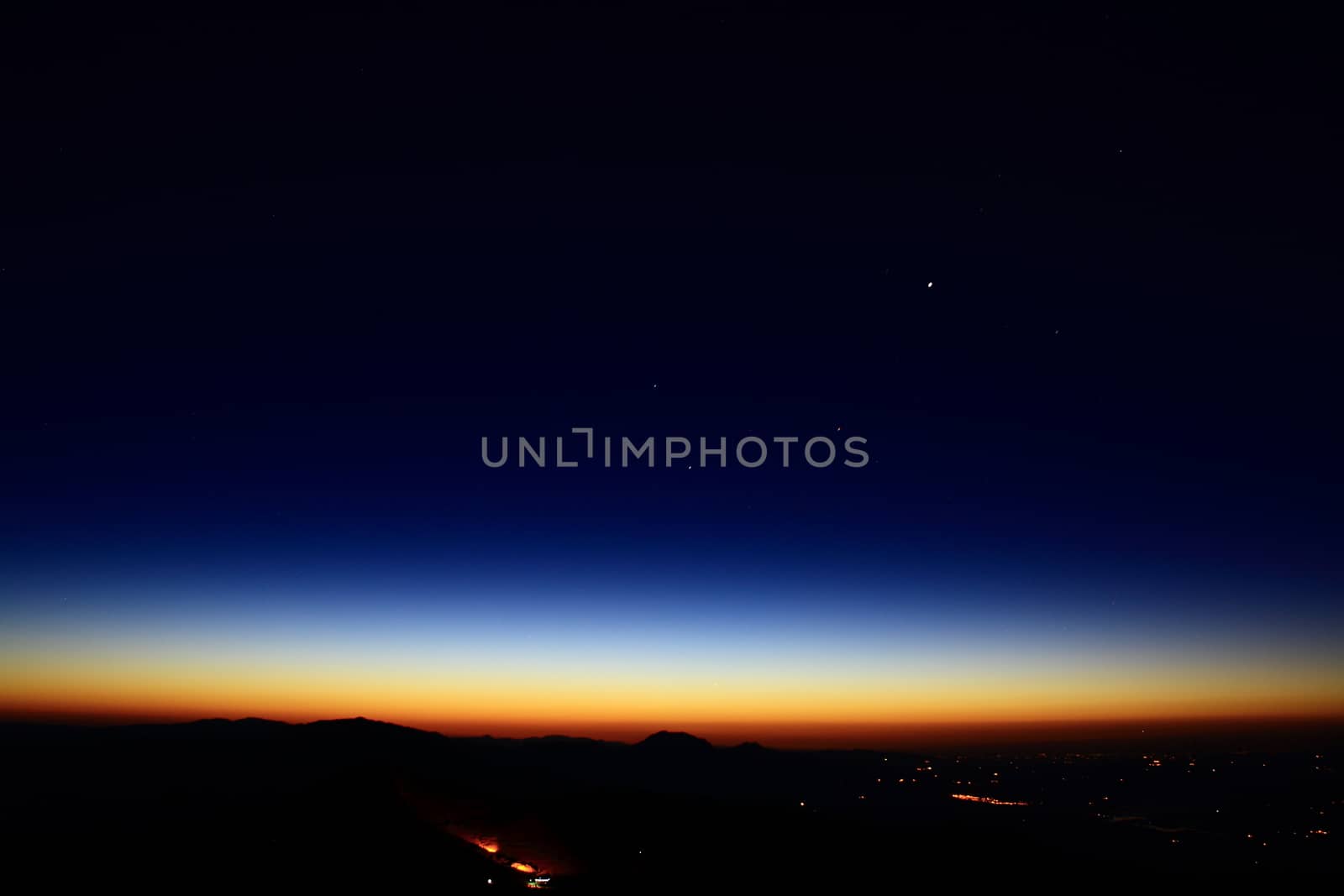 Sunrise from nemrut mountain by mturhanlar