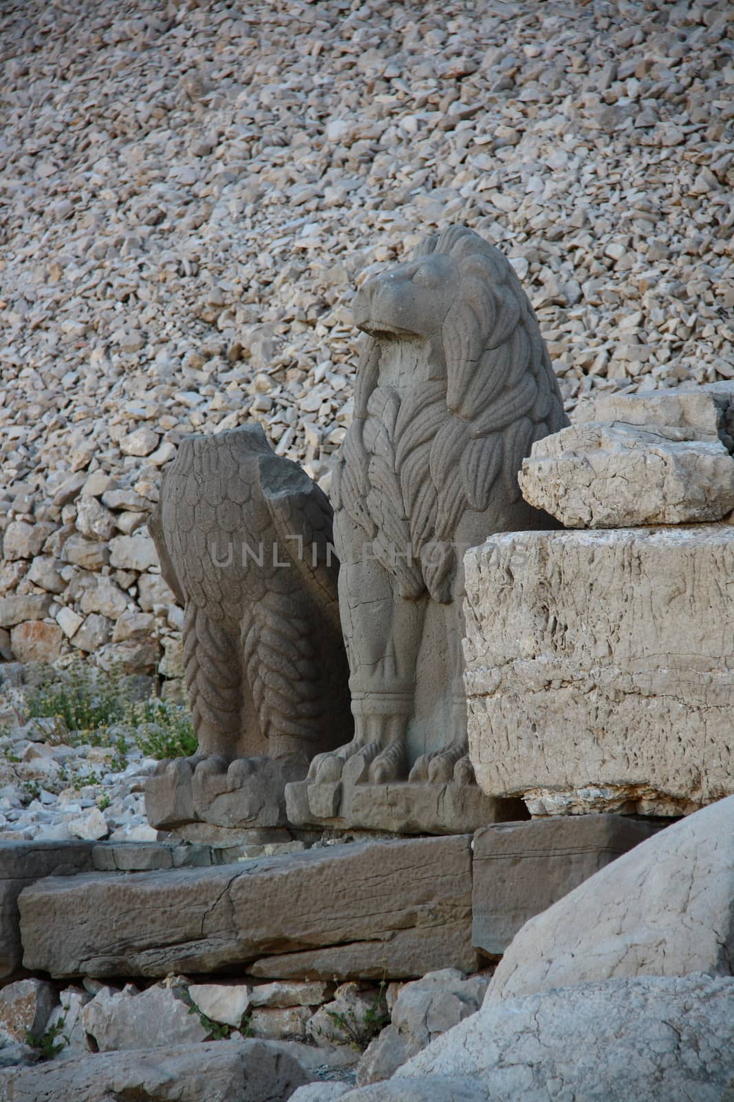 sun light on monument of god in nemrut adiyaman