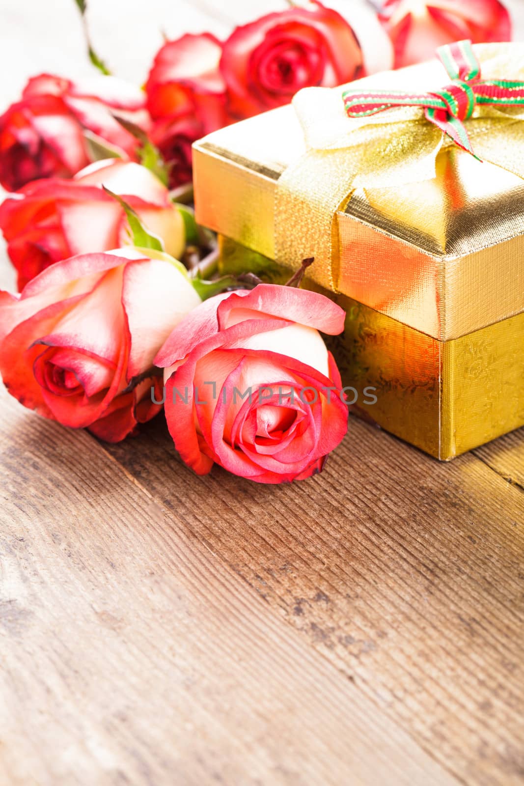 Gift box and bouquet of roses by oksix