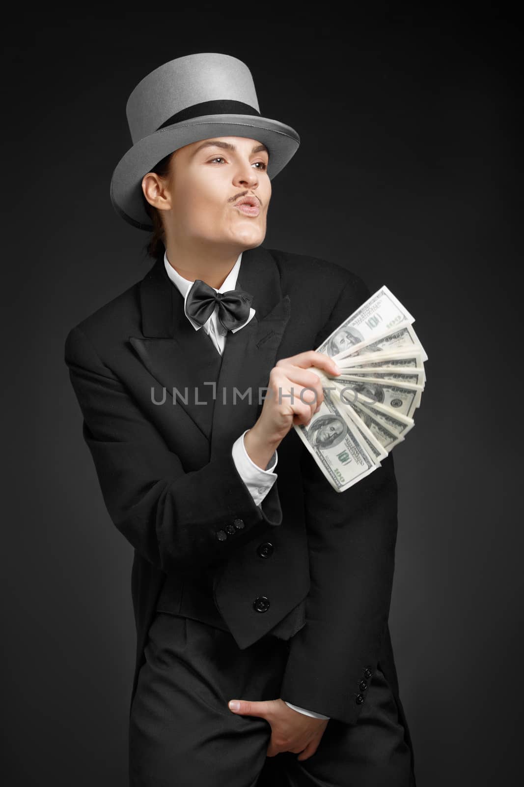 Gangster girl keeps money in hands