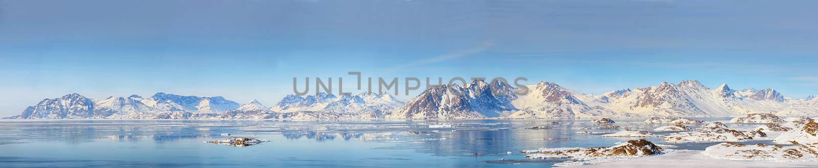 Greenland panorama by mady70