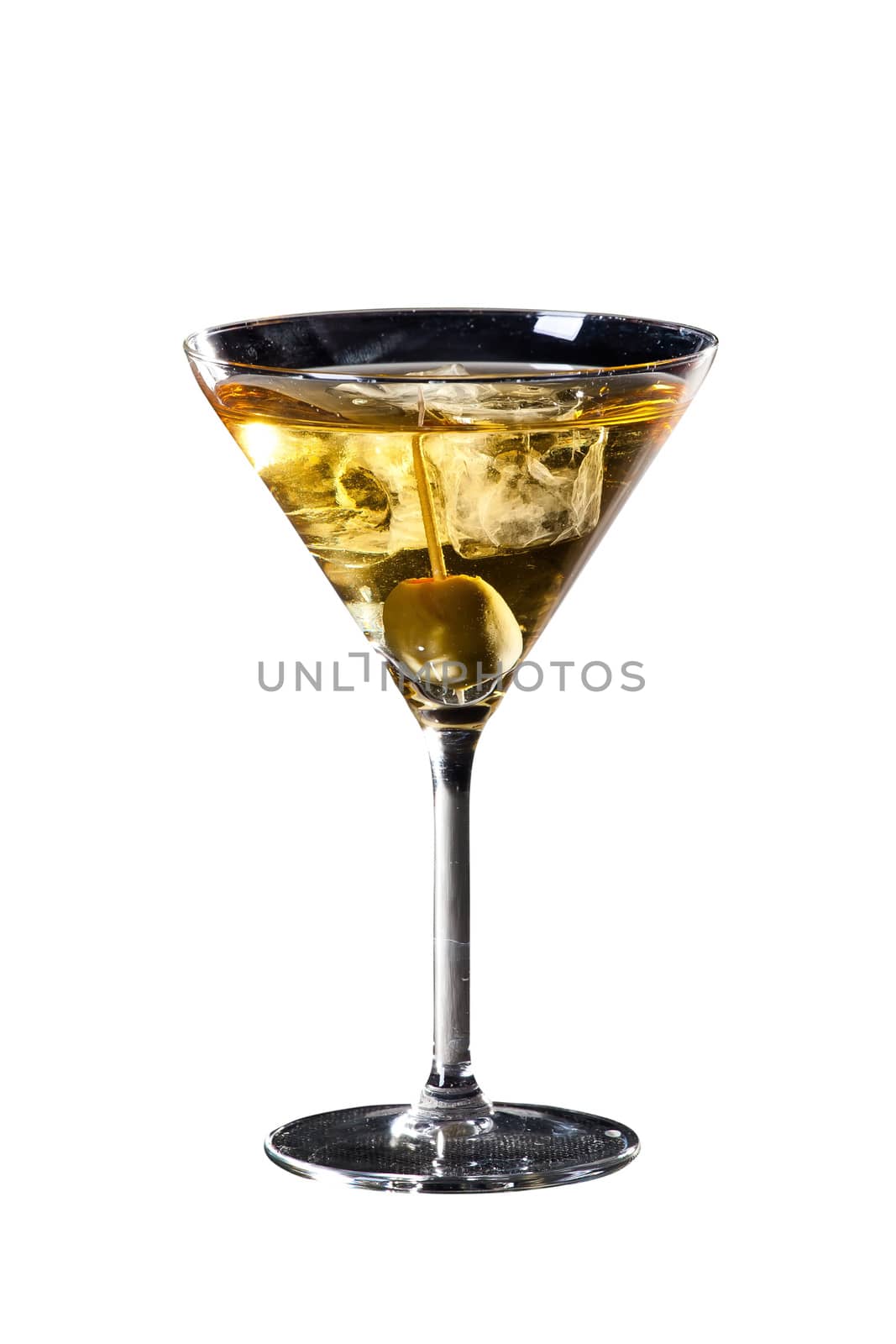 Delicious olive and martini cocktail
