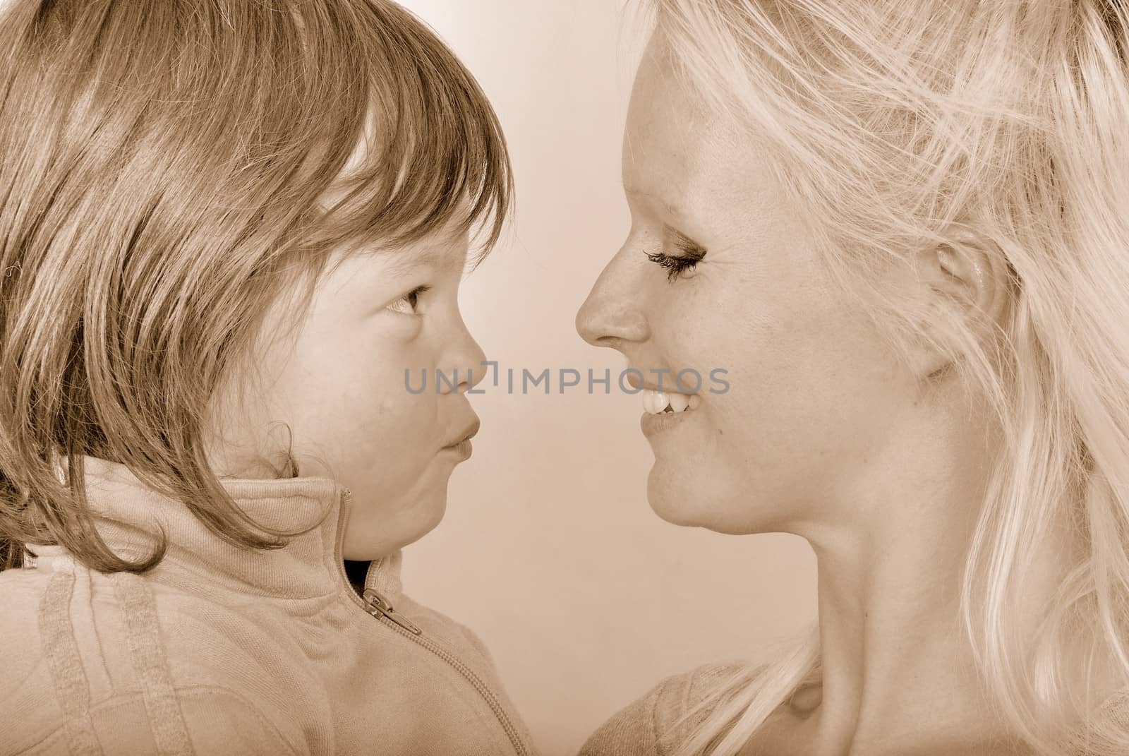 Complicity between mother and daughter