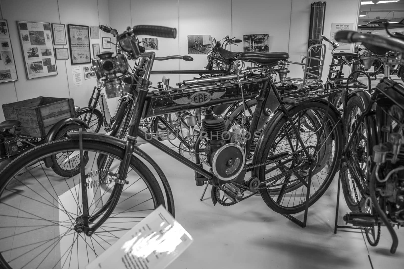 Have done photo in black & white in the hope that it will look old and worn out. 1919 EBE. Motor: 184cc, 1cyl, 4-takt, 2 hk. All the pictures are shot on Ed's motorcycle and Motor Museum in Ed, Sweden. Interesting museum, which is worth a visit.