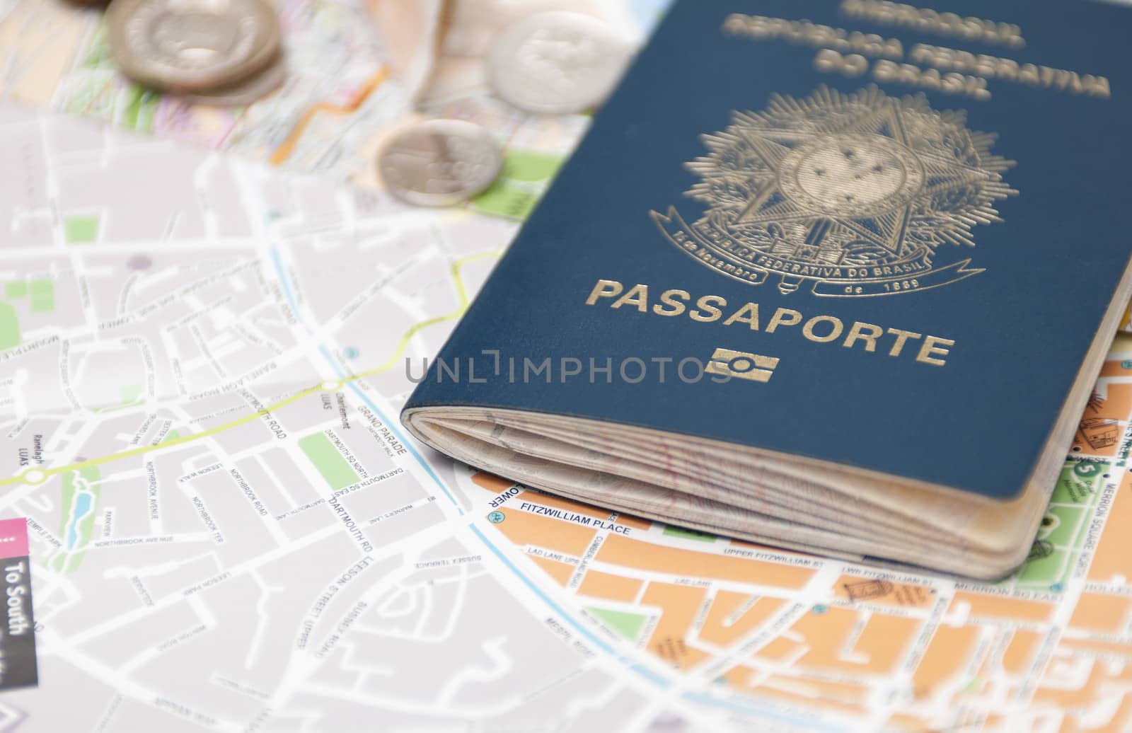 Brazilian Passport by rodrigobellizzi