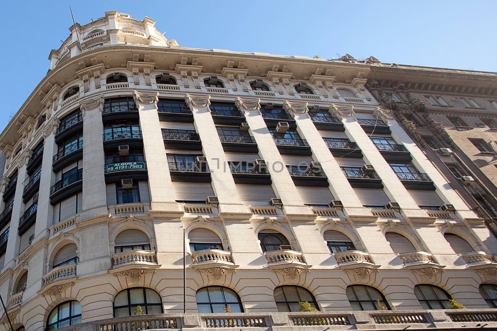 beautiful building in the heart of Buenos Aires, Argentina by jannyjus