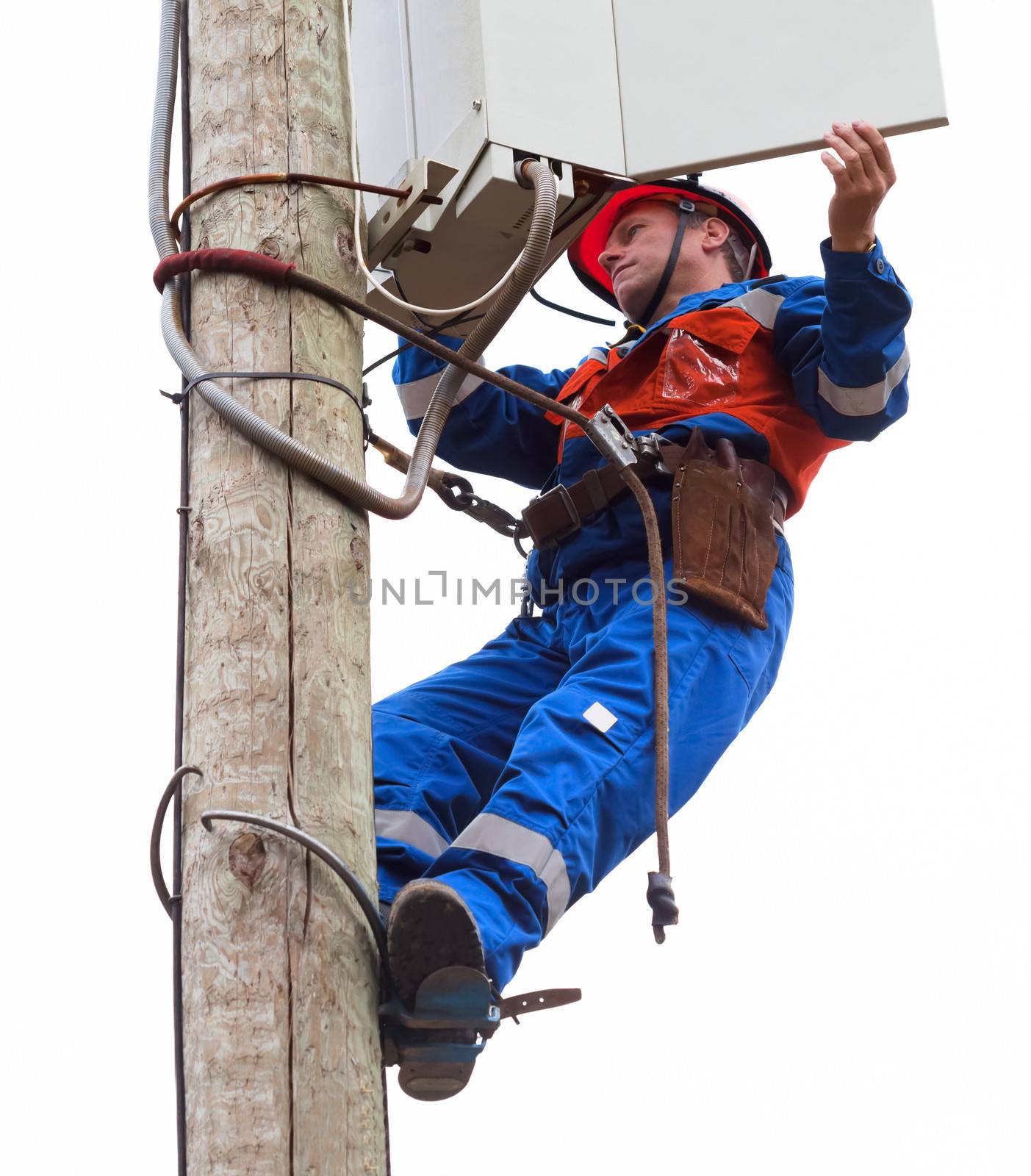 Electrician opened the control panel on the pole reclosers by AleksandrN