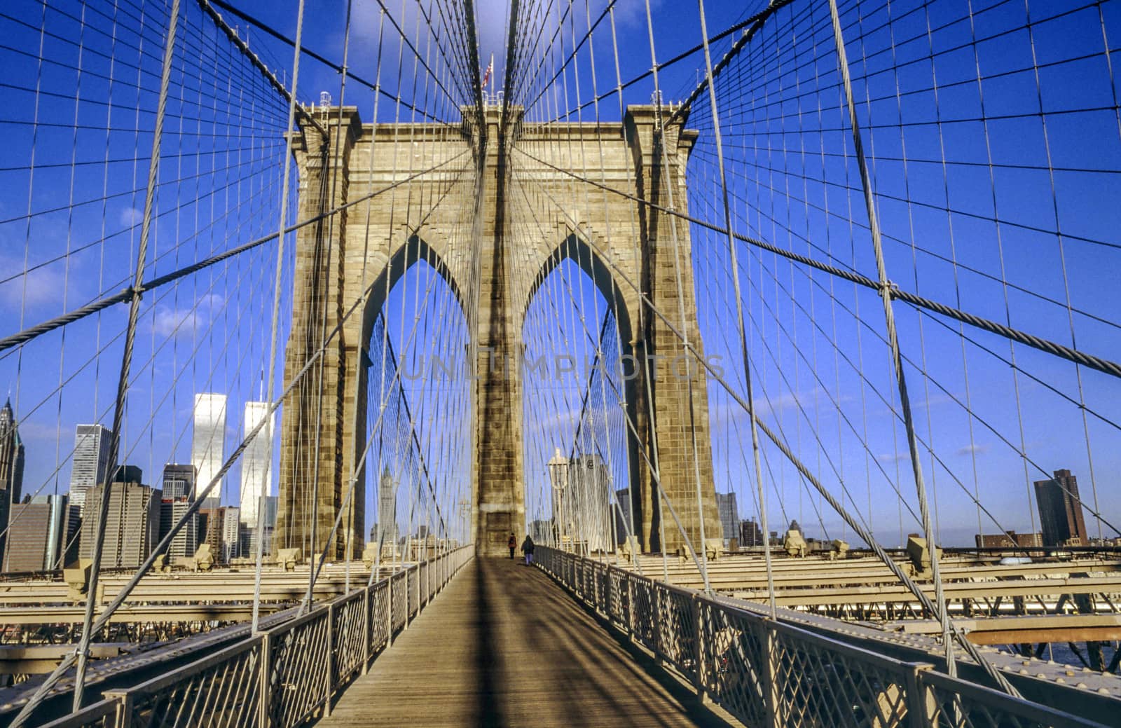 brooklyn bridge with world trade center in New York