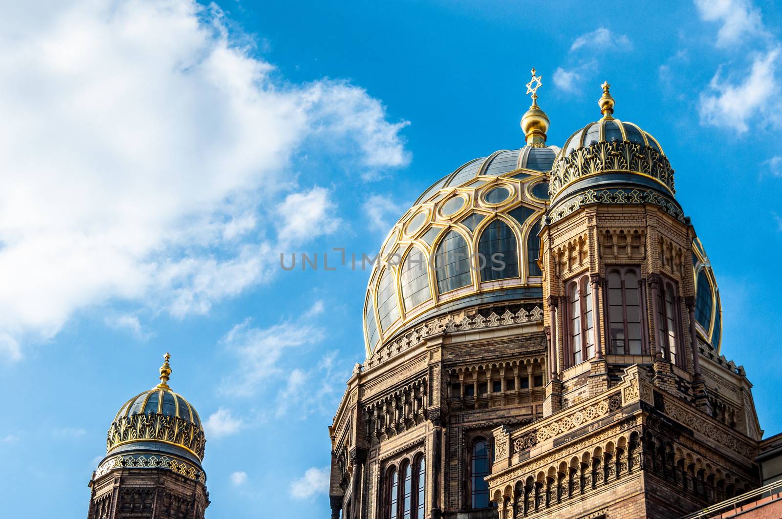 view of the New Synagogue in Berlin