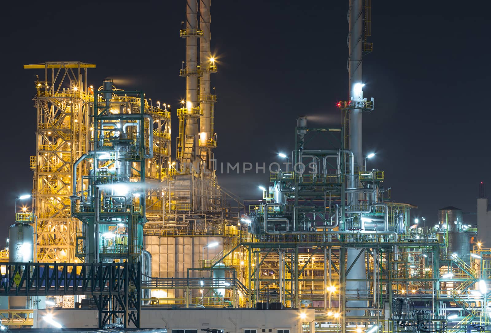 Night scene of petrochemical industrial plant 