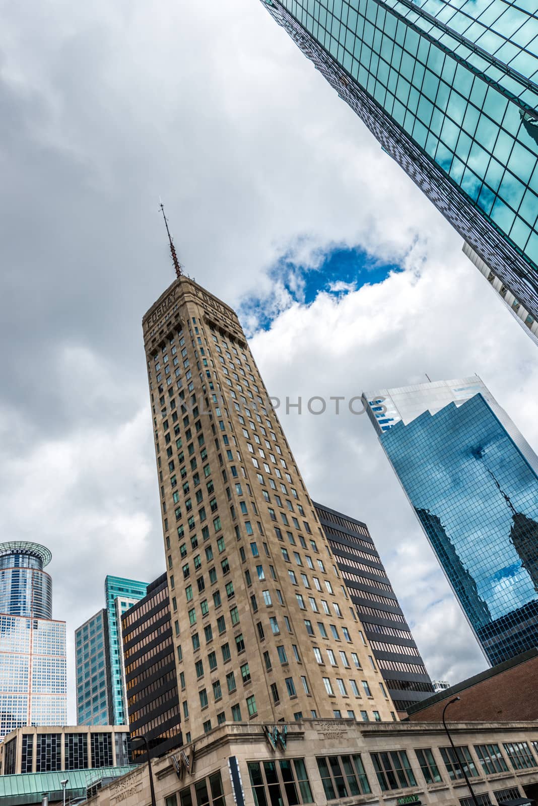 Foshay Tower of Minneapolis by IVYPHOTOS