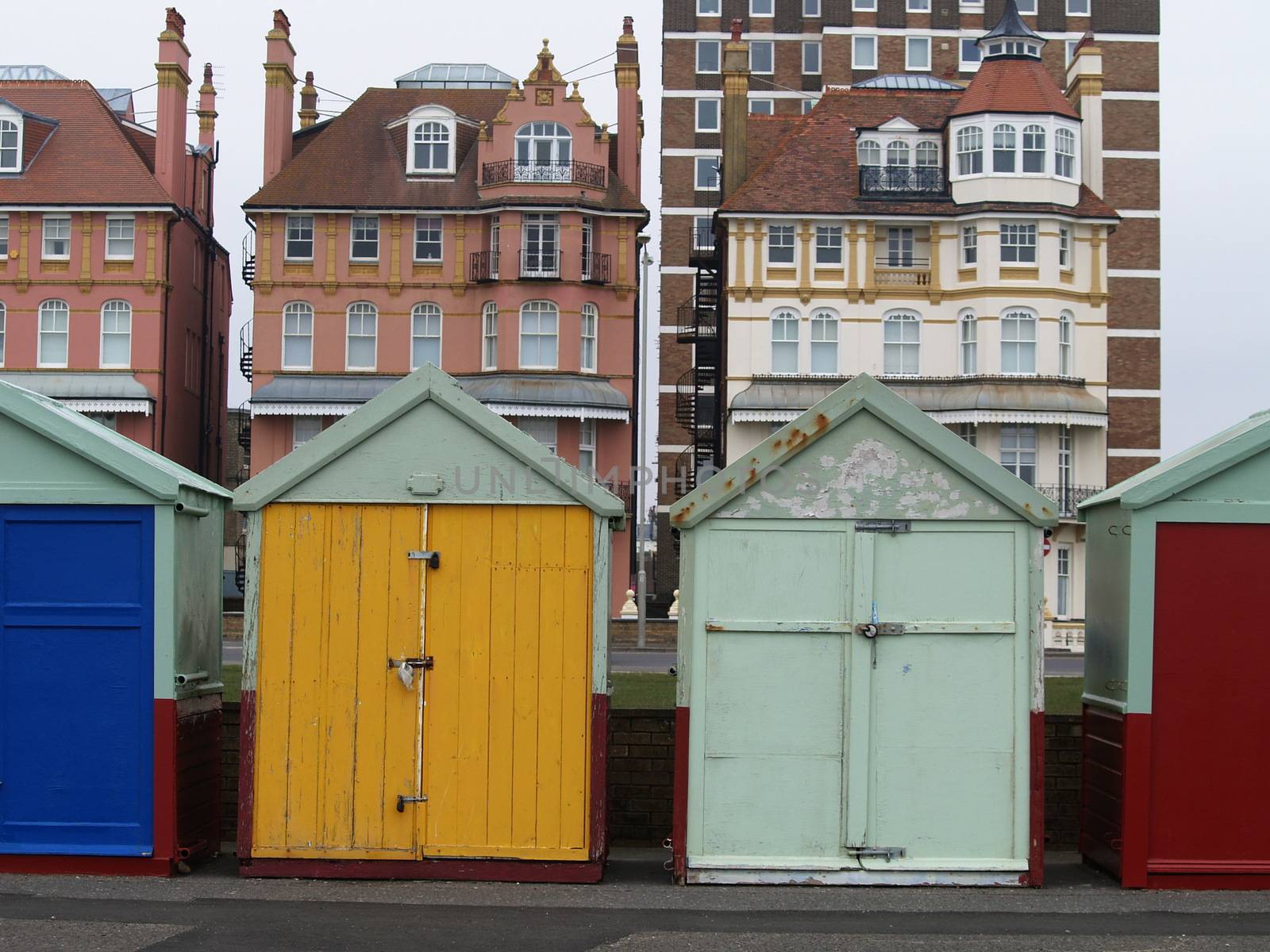 Colorful sheds in Brighton, UK by anderm