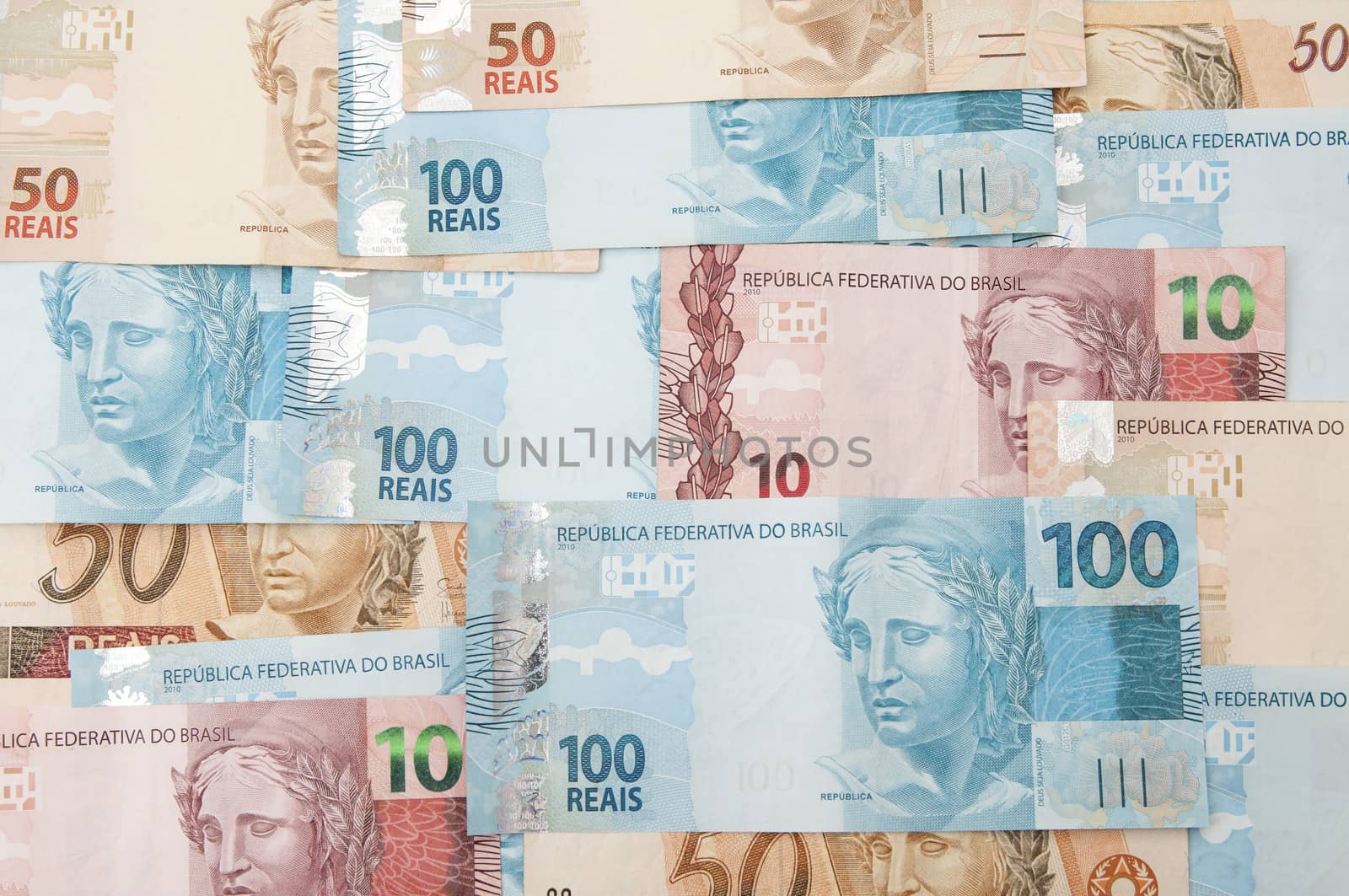 Brazilian Currency - Real by rodrigobellizzi