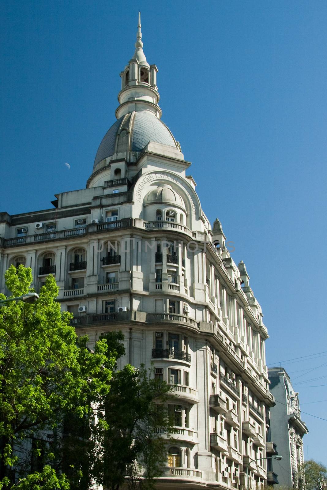Low angle view of a building, Microcentro, Buenos Aires, Argentina