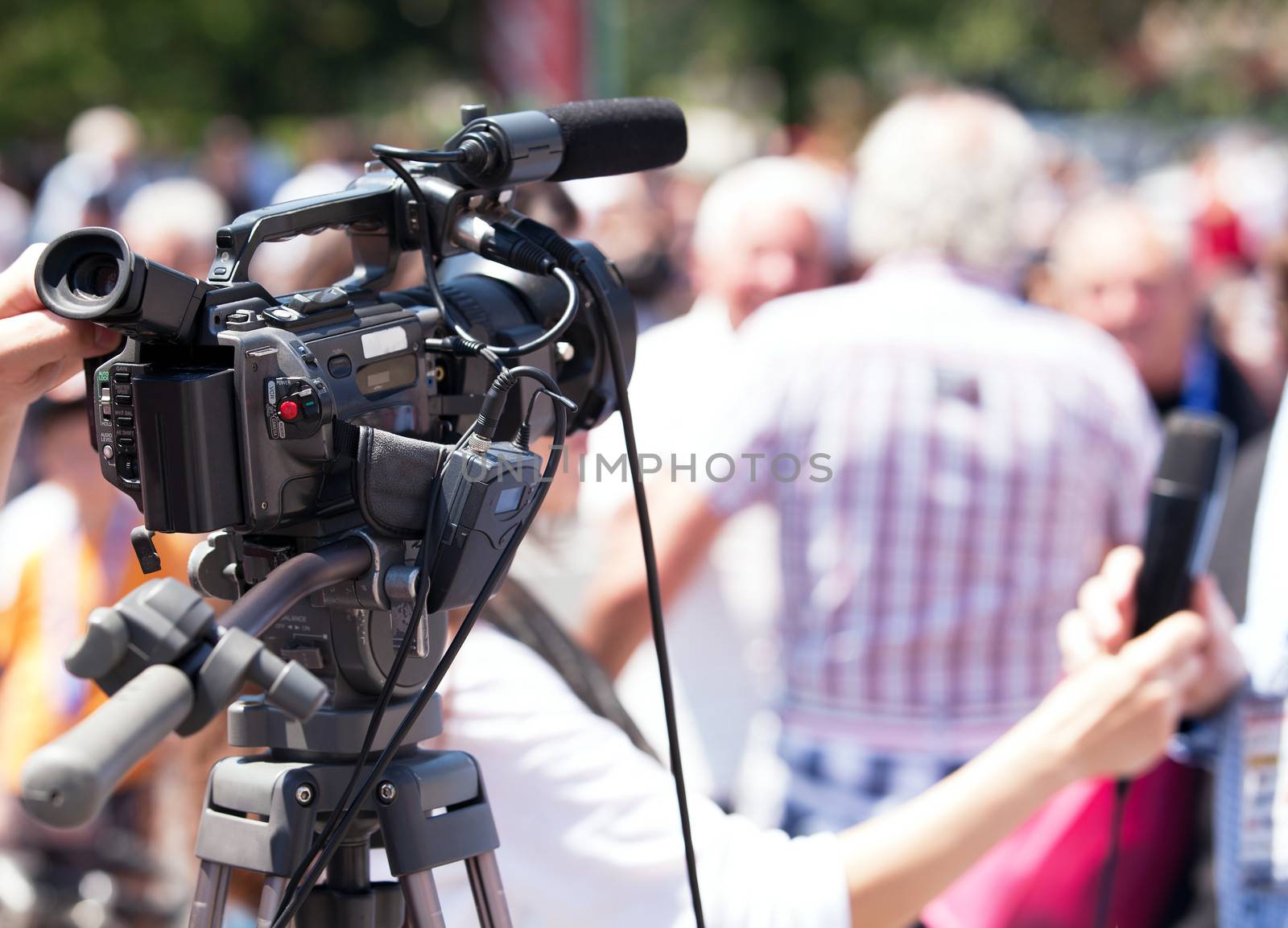 Capturing event with professional video camera