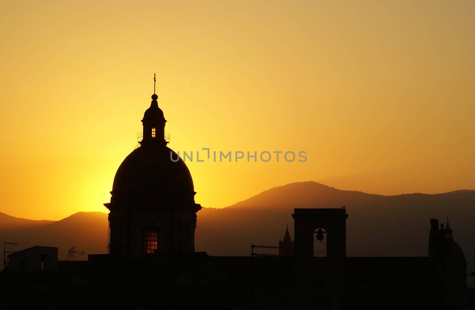 Palermo view at sunset by gandolfocannatella