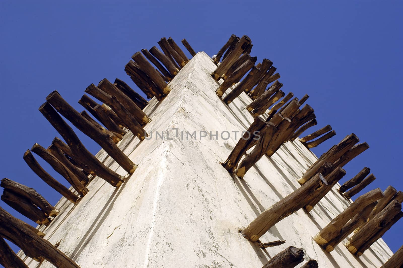 Mosque of Bobo Dioulasso by gillespaire