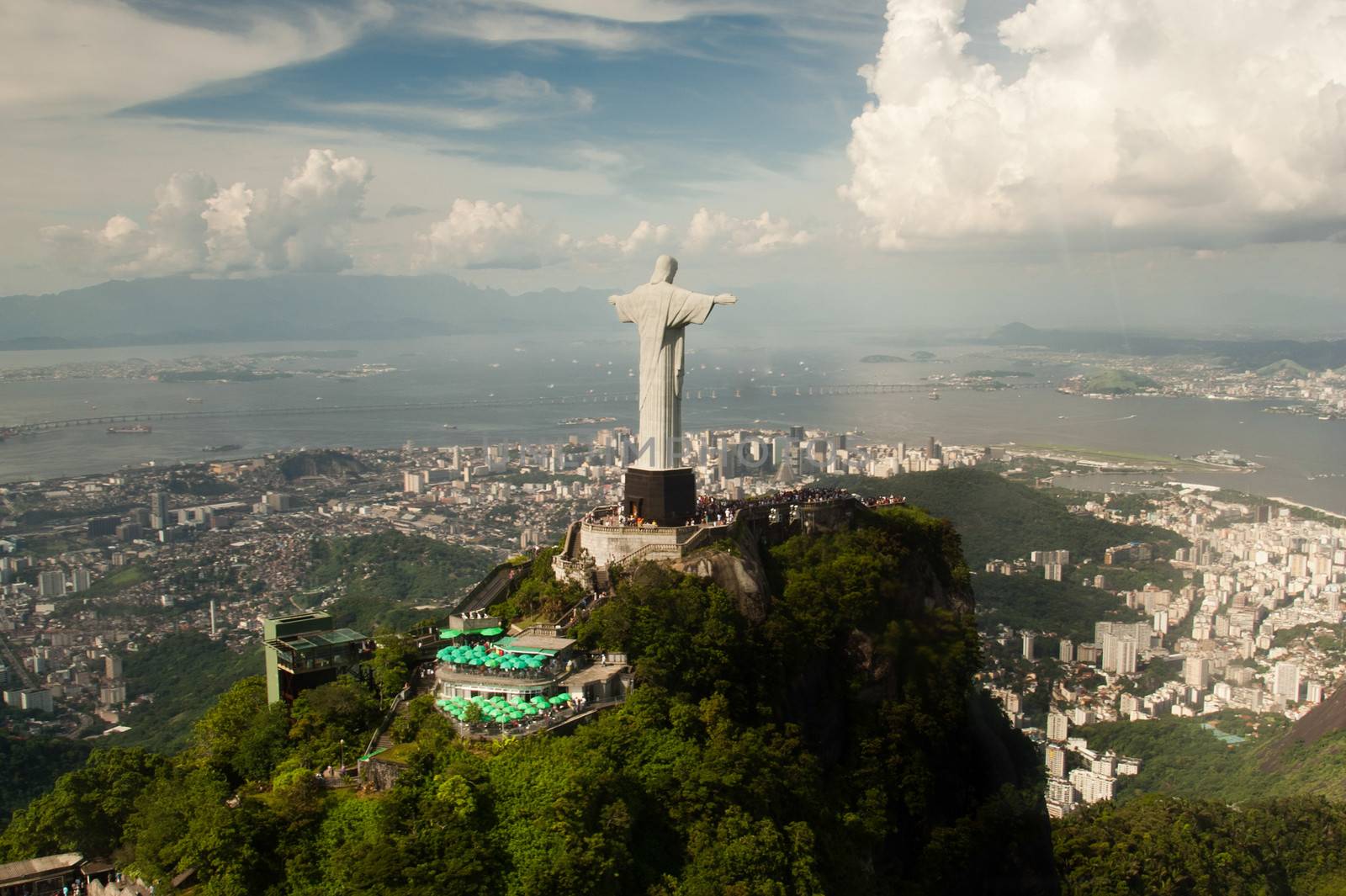 Christ the Redeemer statue by CelsoDiniz