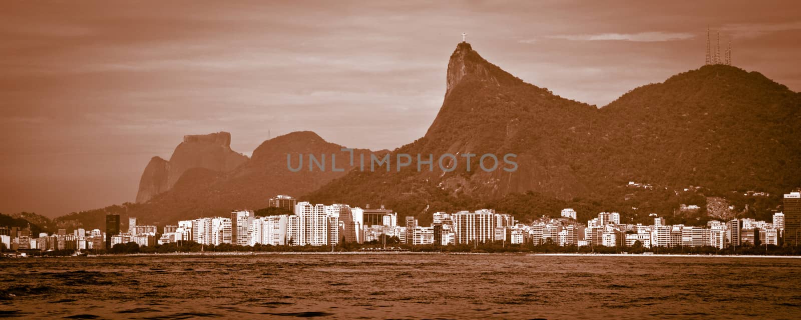 Cristo Redentor seen from sea by CelsoDiniz