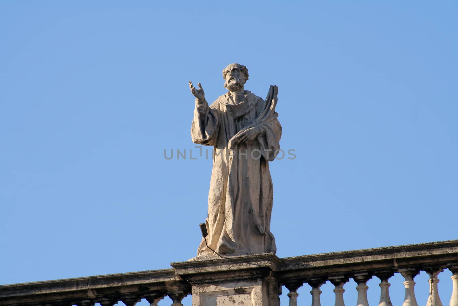 Detail of the statues surrounding the St. Peter's Square, Vatican City, Rome, Rome Province, Lazio, Italy