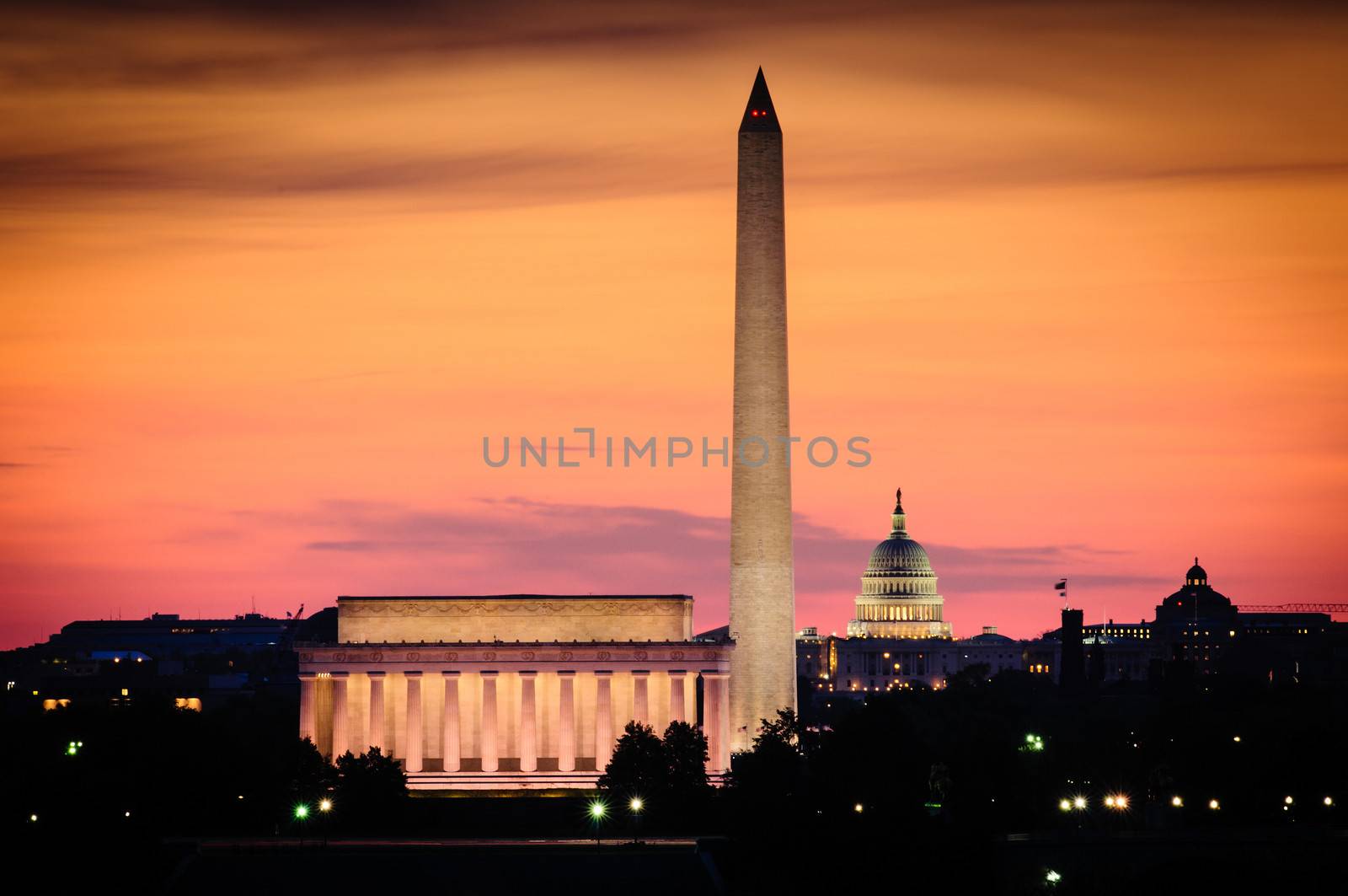 Washington DC skyline by CelsoDiniz