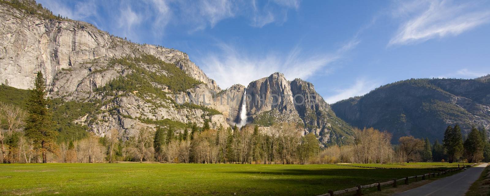 Water falling from rocks, Yosemite Falls, Yosemite Valley, Yosemite National Park, California, USA