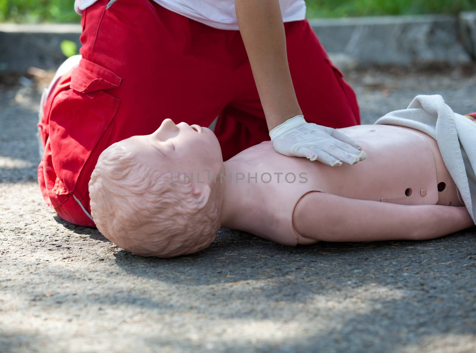 CPR training by wellphoto