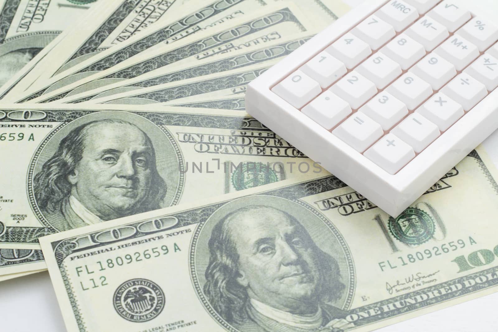 calculator on US bank note