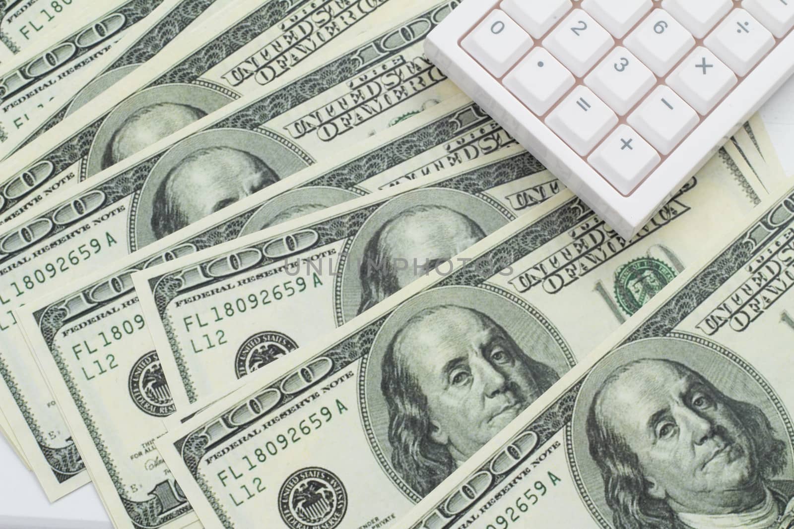 calculator on US bank note