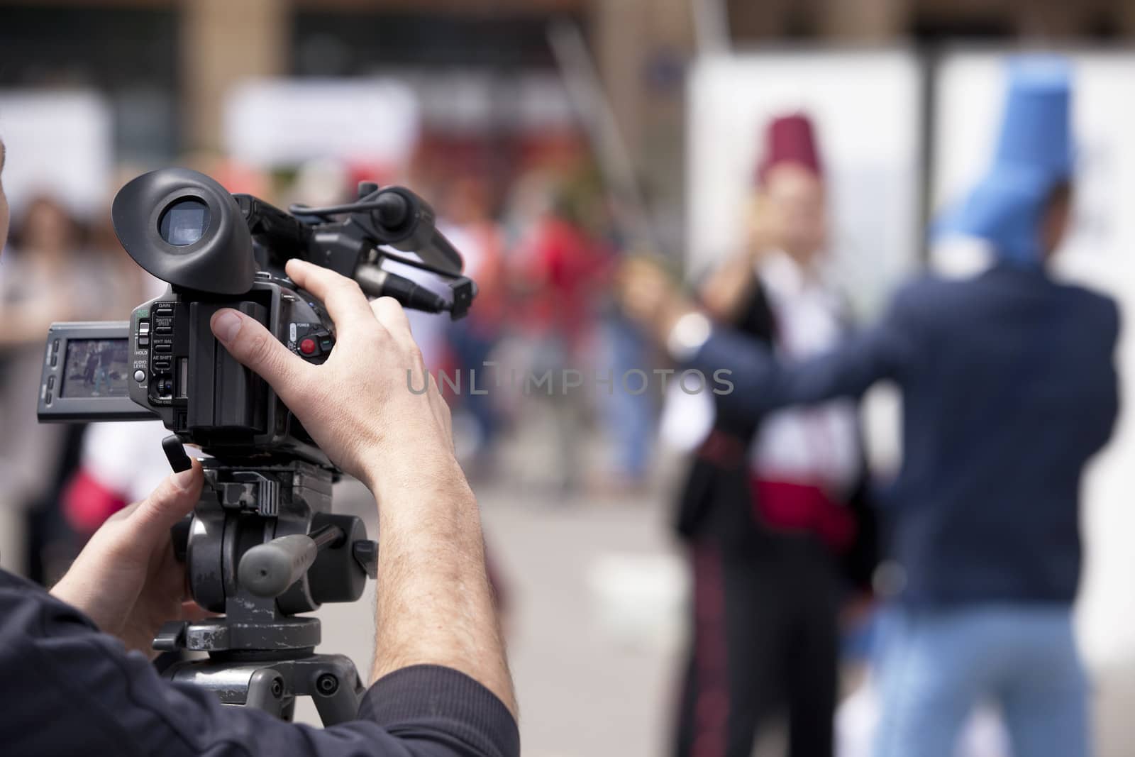 Covering an event with a video camera